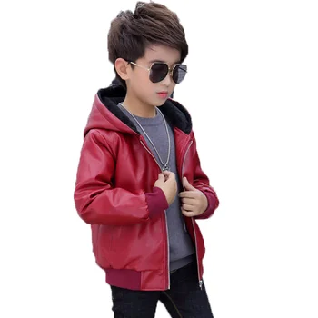 Зимняя кожаная куртка из искусственной кожи для мальчика 2023 Корейская версия плюс бархат Толстое модное пальто с капюшоном Красивая повседневная детская одежда