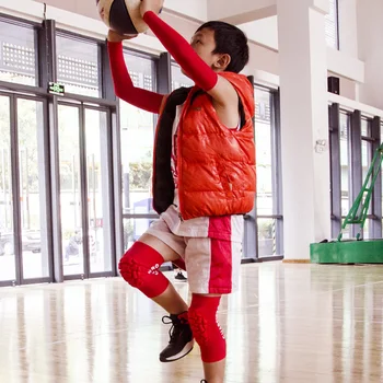  Ударопрочная поддержка колена Защитные сотовые спортивные наколенники для ног Снаряжение для детей Дышащий баскетбольный коленный бандаж