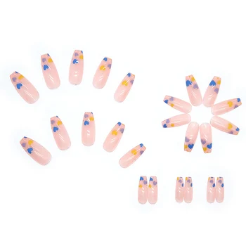 24 шт. Розовые полупрозрачные сердечные узоры Накладные ногти Простые в использовании и легко загружать и выгружать накладные ногти для девочек и дам