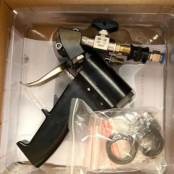 P2 Полиуретановый пистолет-распылитель Двухкомпонентный черно-белый пистолет-распылитель Пневматический пистолет-распылитель высокого давления для настенного холодильного хранения