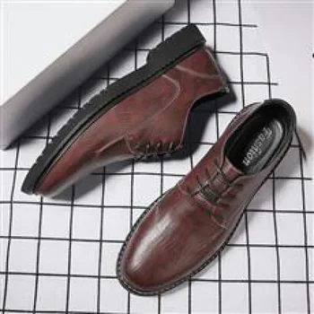 Повседневная кожаная обувь Мужская деловая формальная мужская обувь 2023 Новая модная всематчевая черная обувь Мужская молодежная обувь